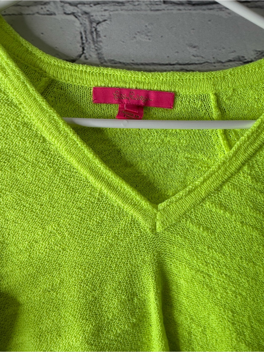 Lilly Pulitzer Neon Lime V-Neck Women's Sweater size medium